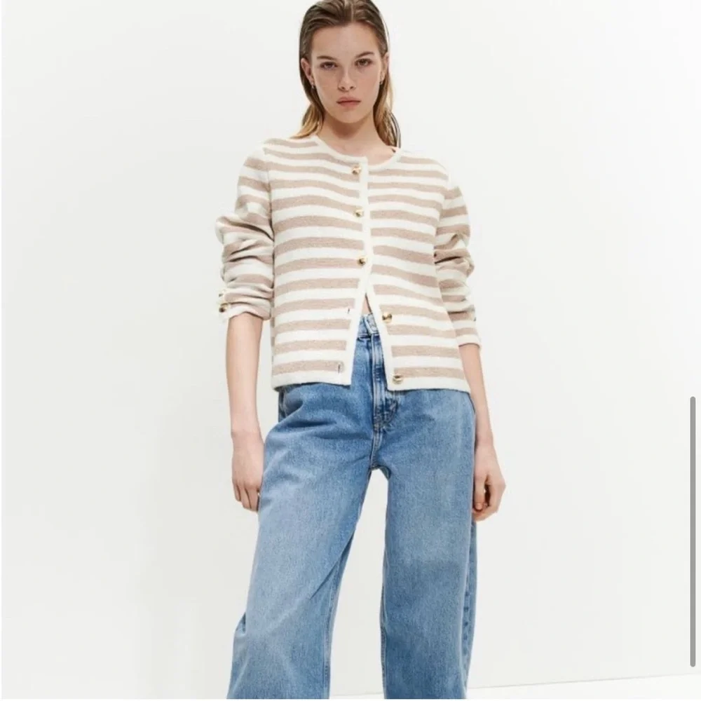 Striped Beige and White Cardigan with Gold Buttons - Picture 2 of 5